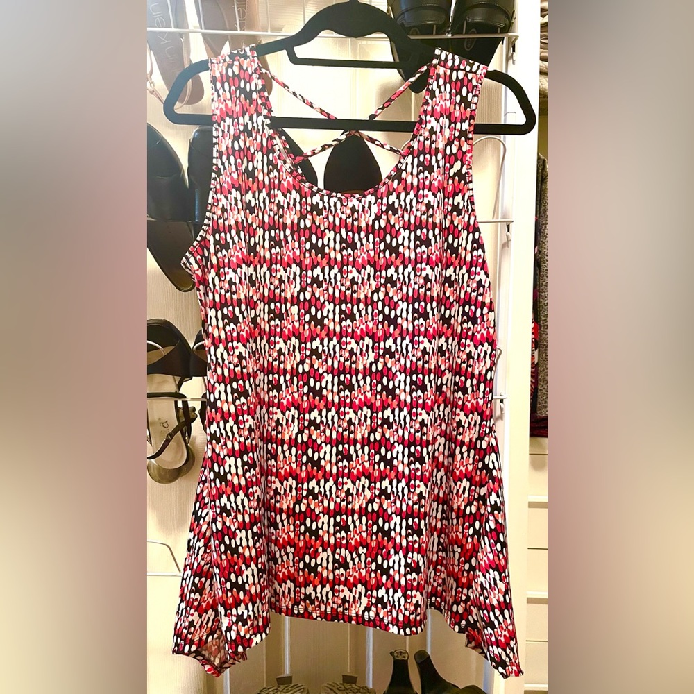 PerSeption Concept Sleeveless Blouse with Criss-Cross back detail, size XL